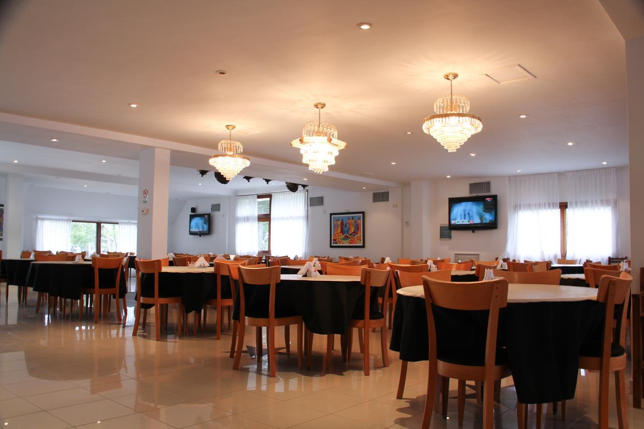 Hotel Arenas Pinamar Bagian luar foto